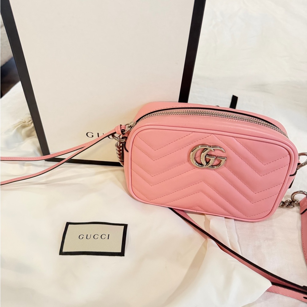 AUTHENTIC GUCCI Pink leather Marmont crossbody bag in small with box & dustbag - Picture 2 of 12
